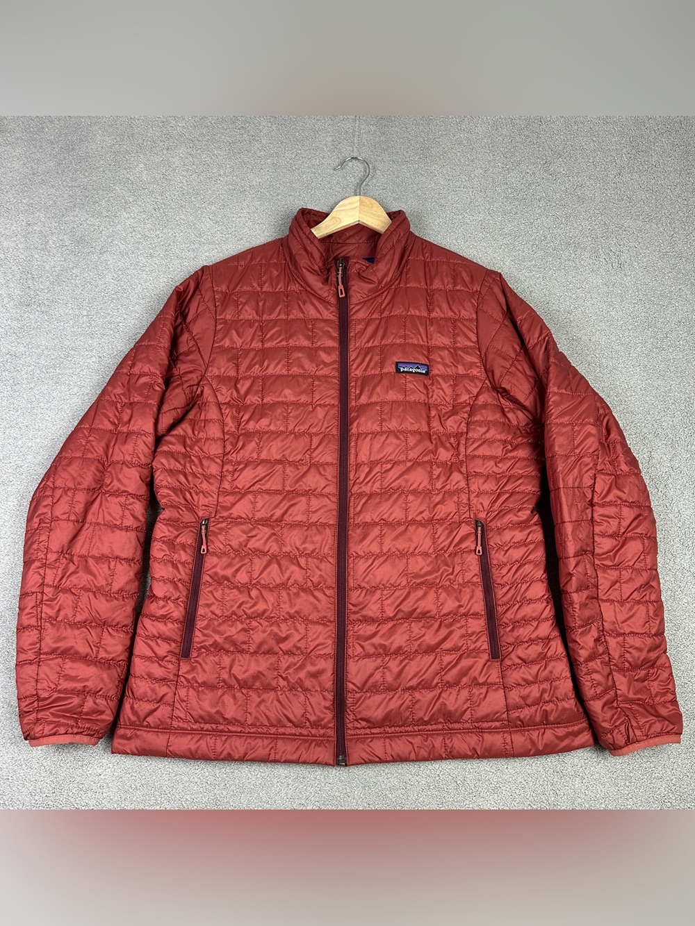 Patagonia Nano Puff Jacket Womens XL Oxblood Red Lightweight Outdoor Hiking READ